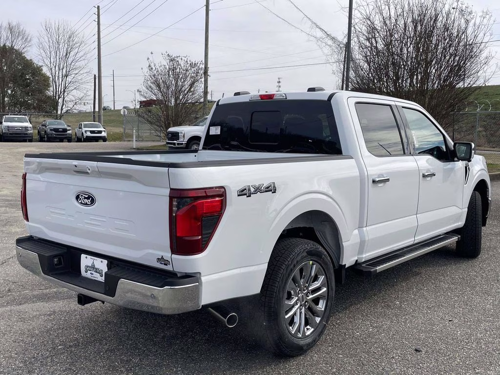 2026 Oxford White Ford F-150 XLT 4X4 Truck