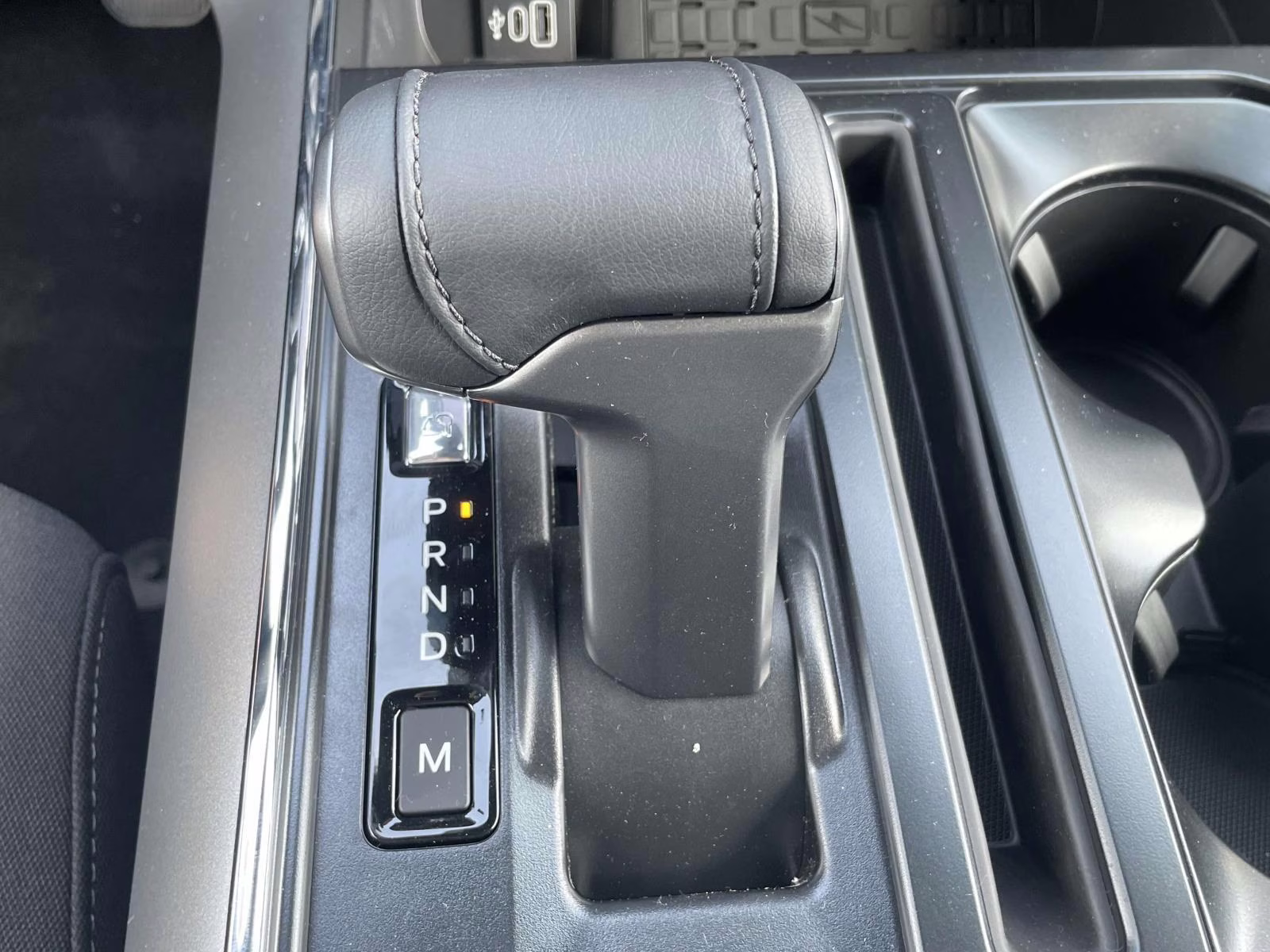 2025 Iconic Silver Metallic Ford F-150 XLT 4X4 Truck