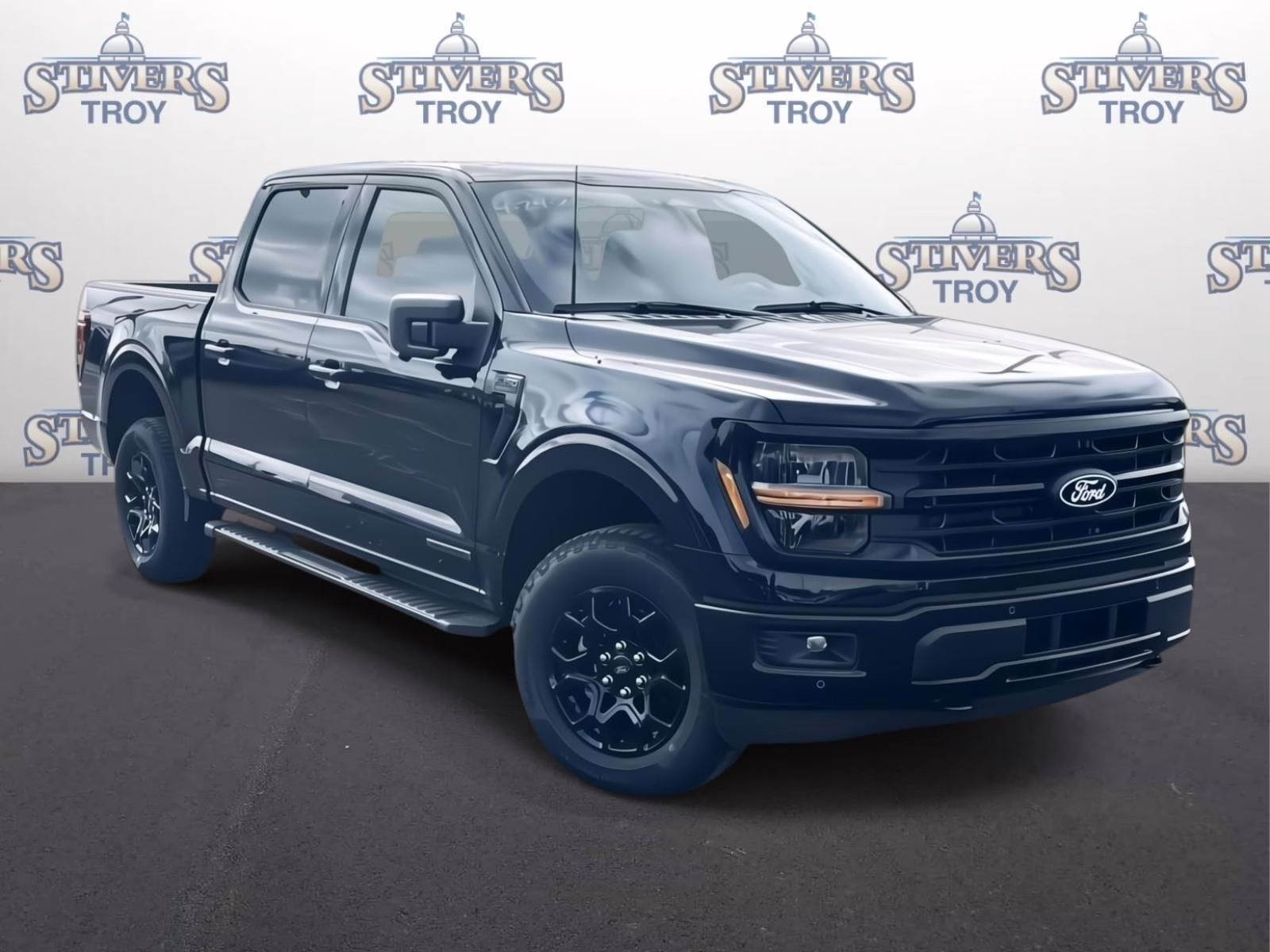 2025 Agate Black Metallic Ford F-150 XLT 4X4 Truck