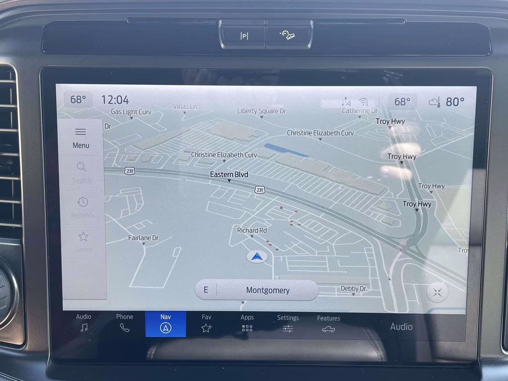 2025 Space White Metallic Ford F-150 Lariat 4X4 Truck