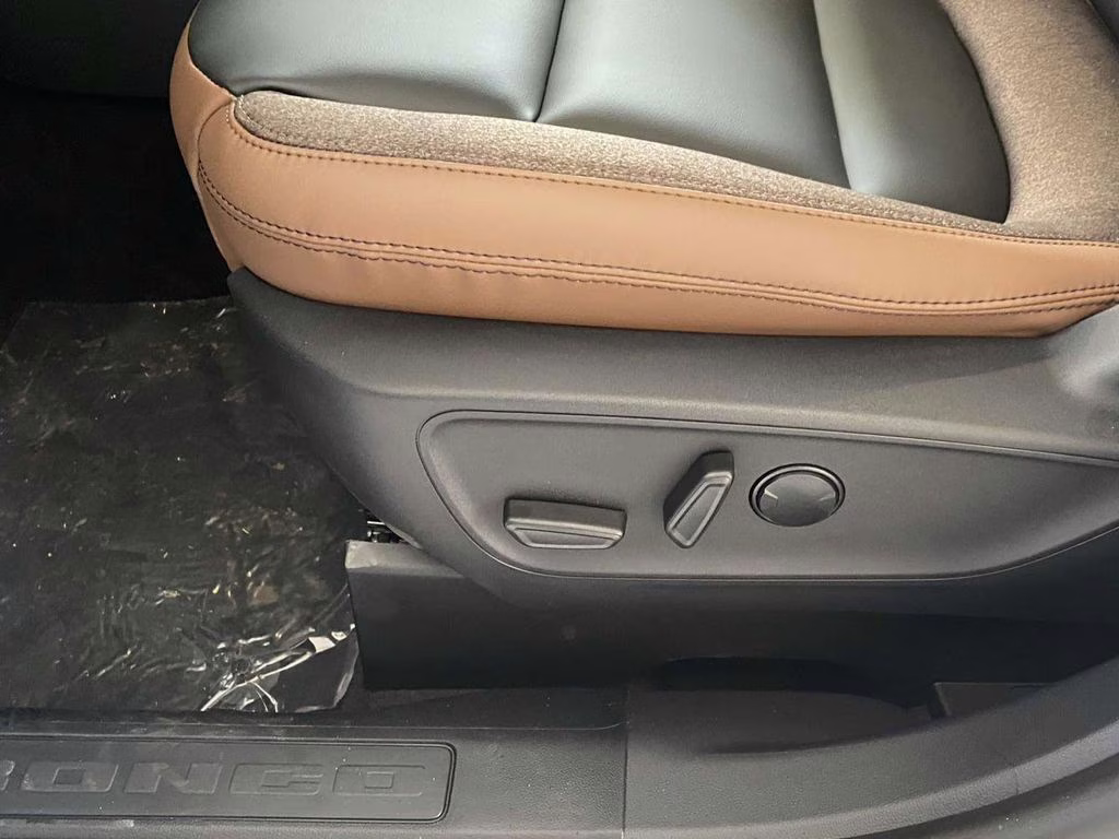 2025 Carbonized Gray Metallic Ford Bronco Sport Outer Banks 4X4 SUV