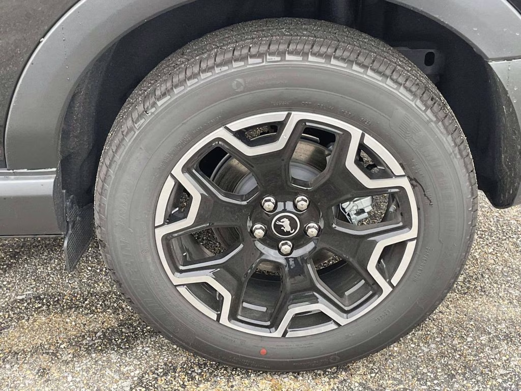 2025 Shadow Black Ford Bronco Sport Outer Banks 4X4 SUV