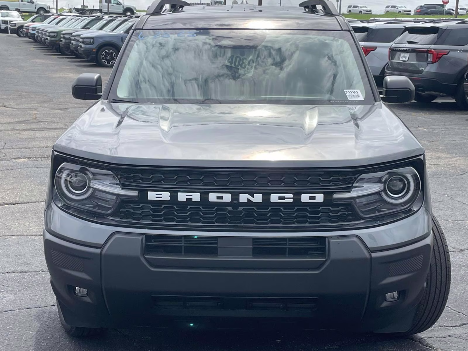 2025 Carbonized Gray Metallic Ford Bronco Sport Outer Banks 4X4 SUV