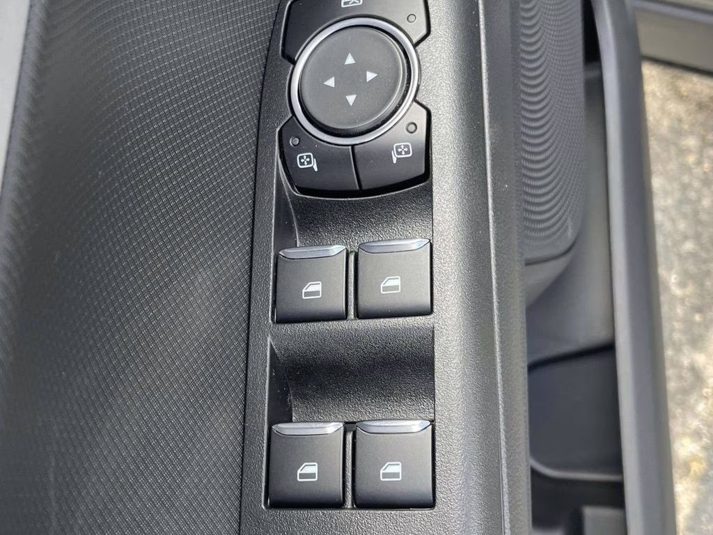 2025 Oxford White Ford Bronco Sport Badlands 4X4 SUV