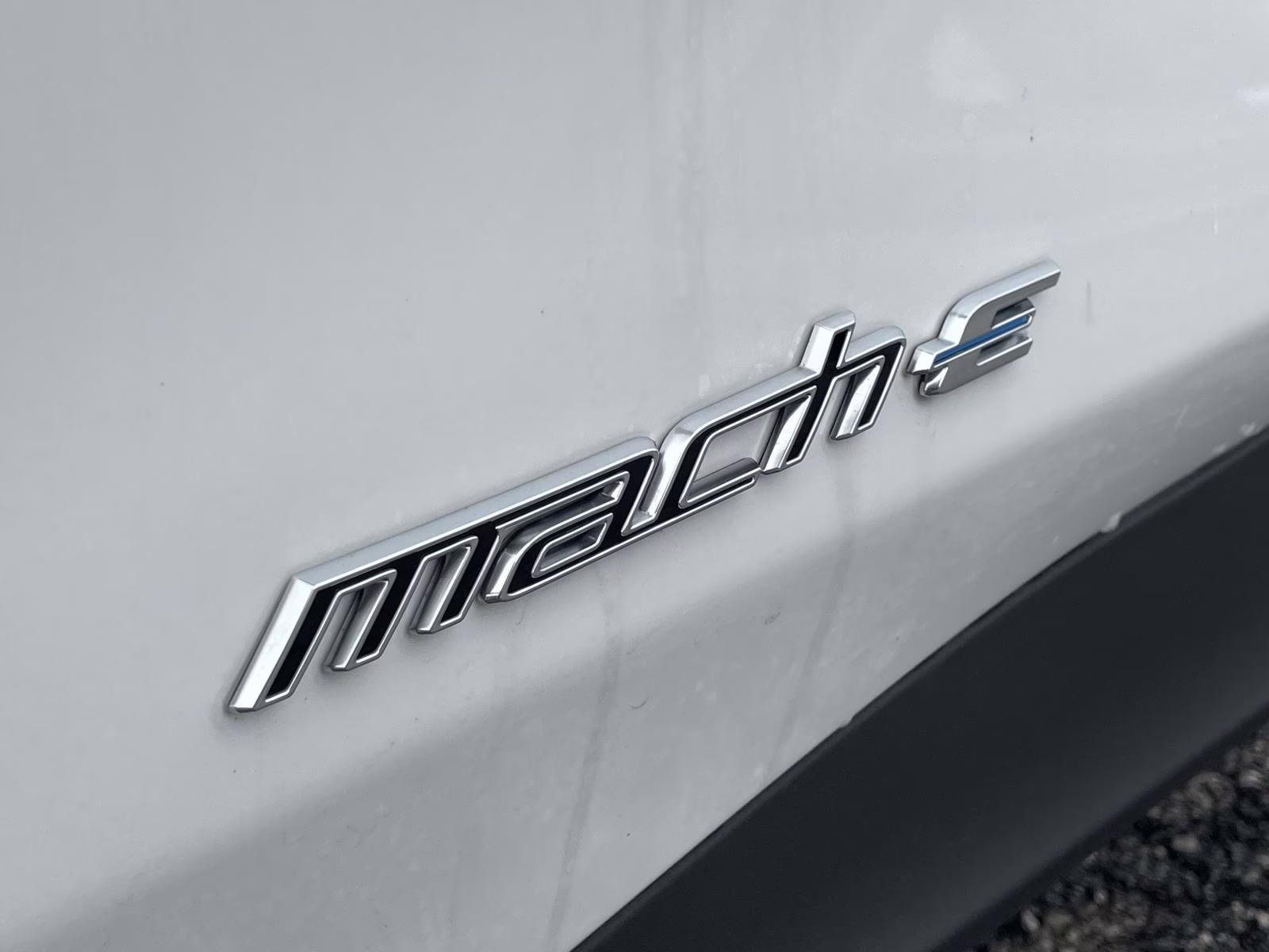 2025 White Metallic Ford Mustang Mach-E Premium RWD SUV