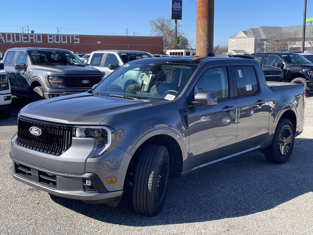 2026 Carbonized Gray Metallic Ford Maverick Lobo Standard AWD Truck
