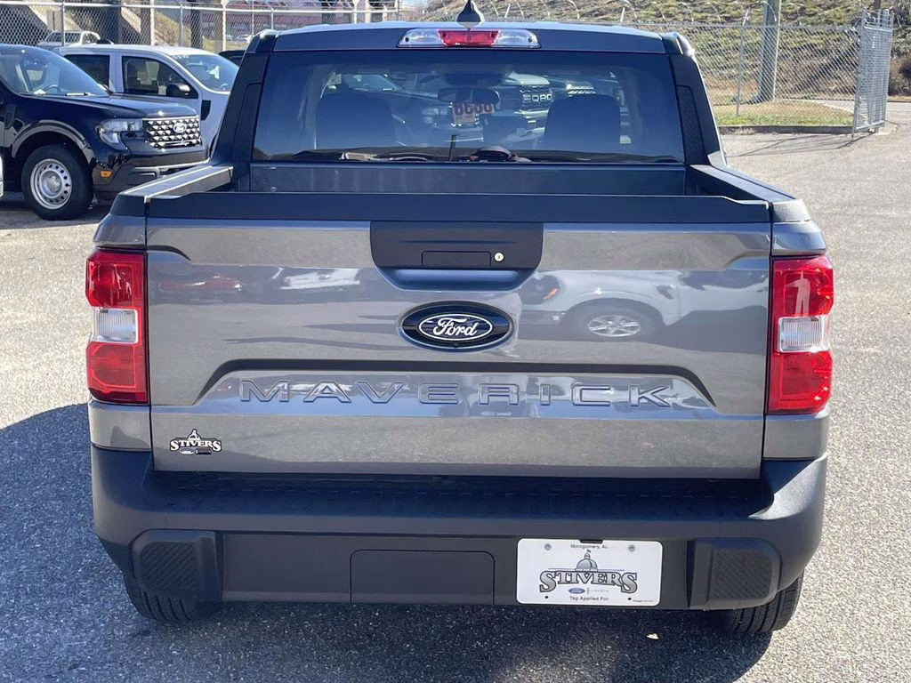 2026 Carbonized Gray Metallic Ford Maverick XL FWD Truck