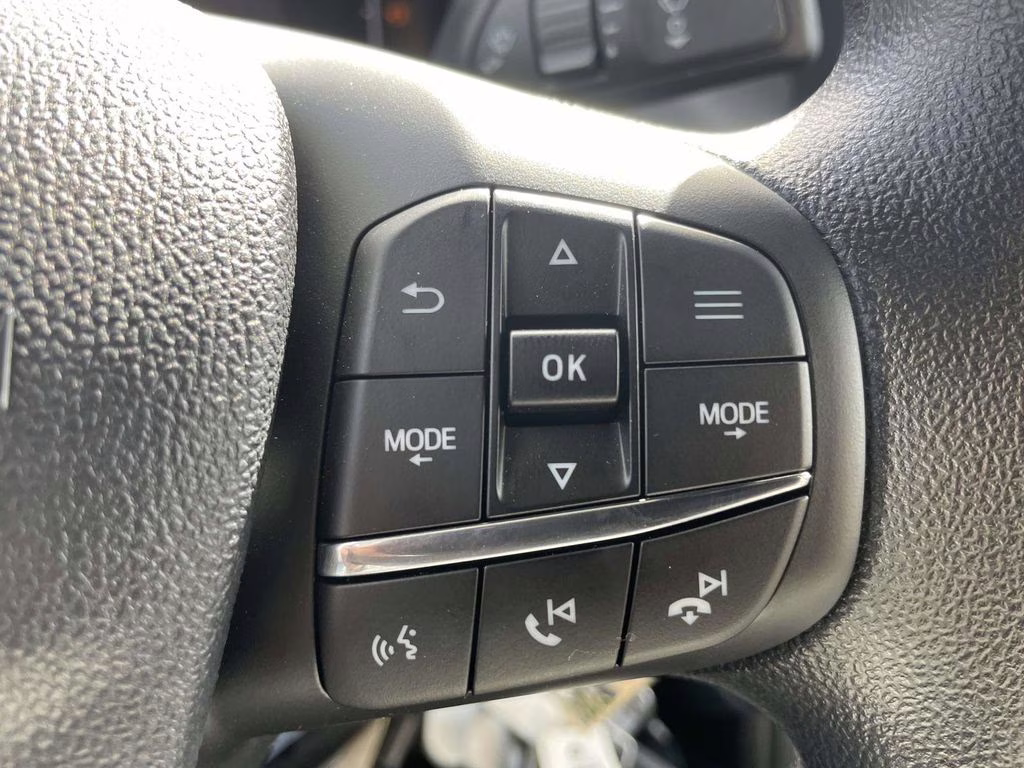 2026 Space White Metallic Ford Maverick XL FWD Truck