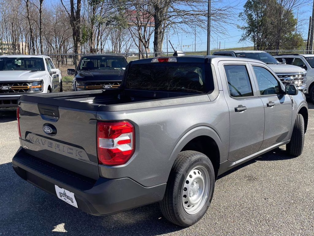 2026 Carbonized Gray Metallic Ford Maverick XL FWD Truck