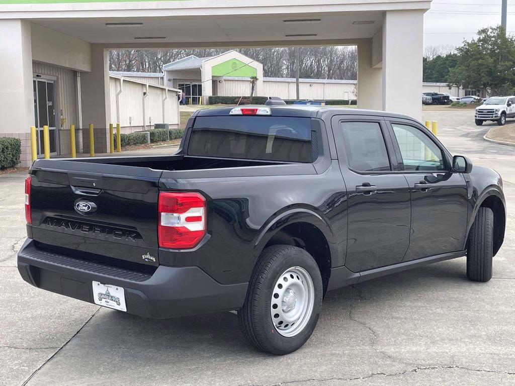 2026 Shadow Black Ford Maverick XL FWD Truck