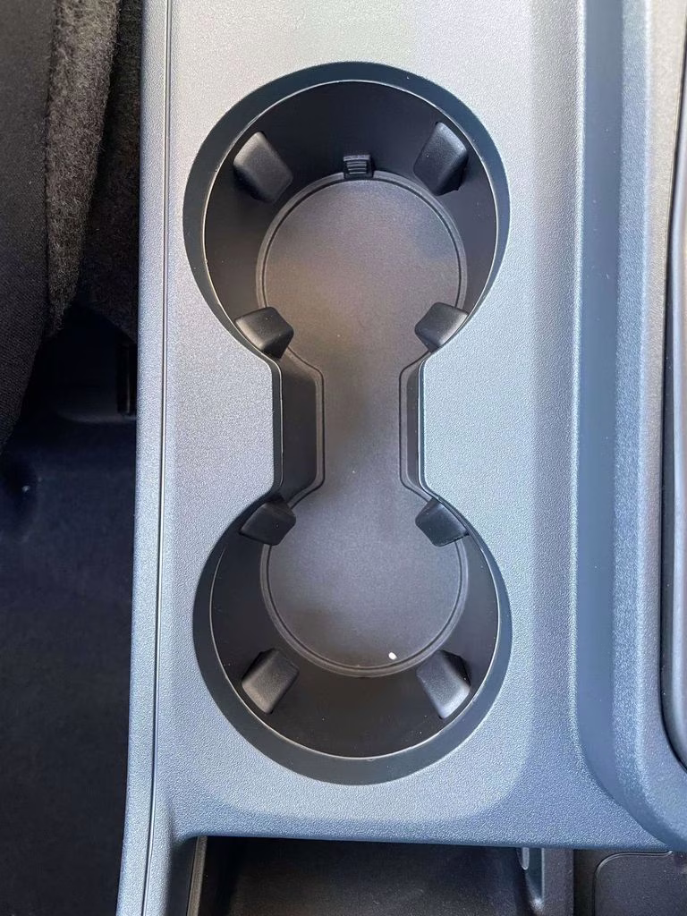 2026 Space White Metallic Ford Maverick XL FWD Truck