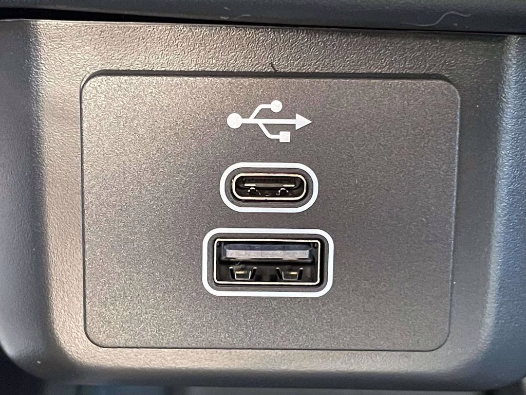 2026 Space White Metallic Ford Maverick XL FWD Truck