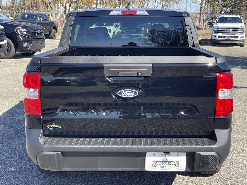 2025 Shadow Black Ford Maverick XL AWD Truck