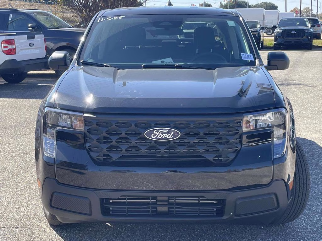 2025 Shadow Black Ford Maverick XL AWD Truck