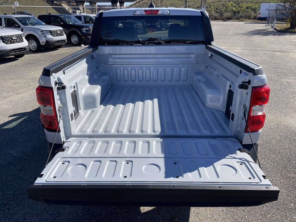 2026 Space White Metallic Ford Maverick XL AWD Truck