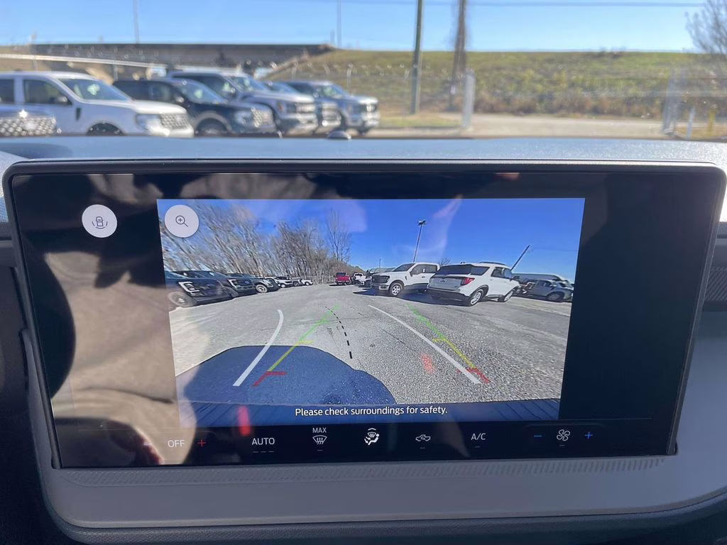 2026 Space White Metallic Ford Maverick XL AWD Truck