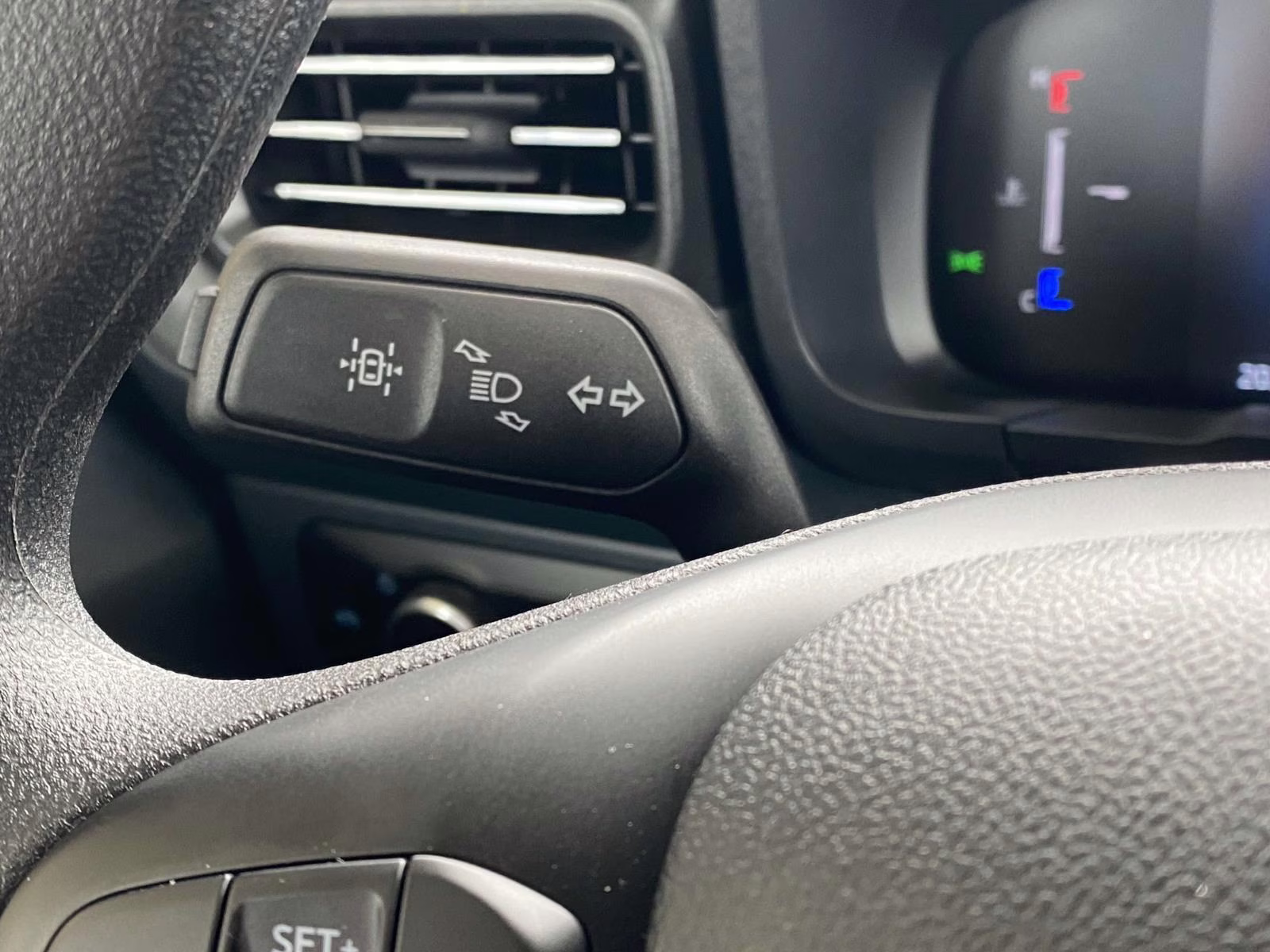 2025 Gray Metallic Ford Maverick XL AWD Truck