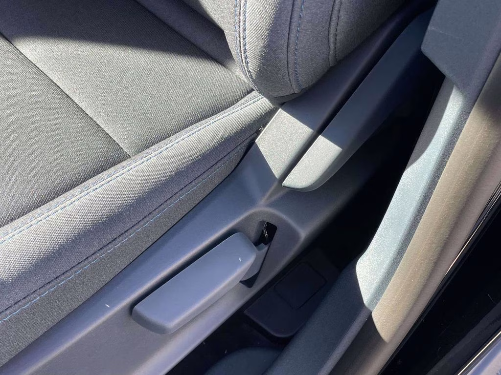 2026 Shadow Black Ford Maverick XLT FWD Truck