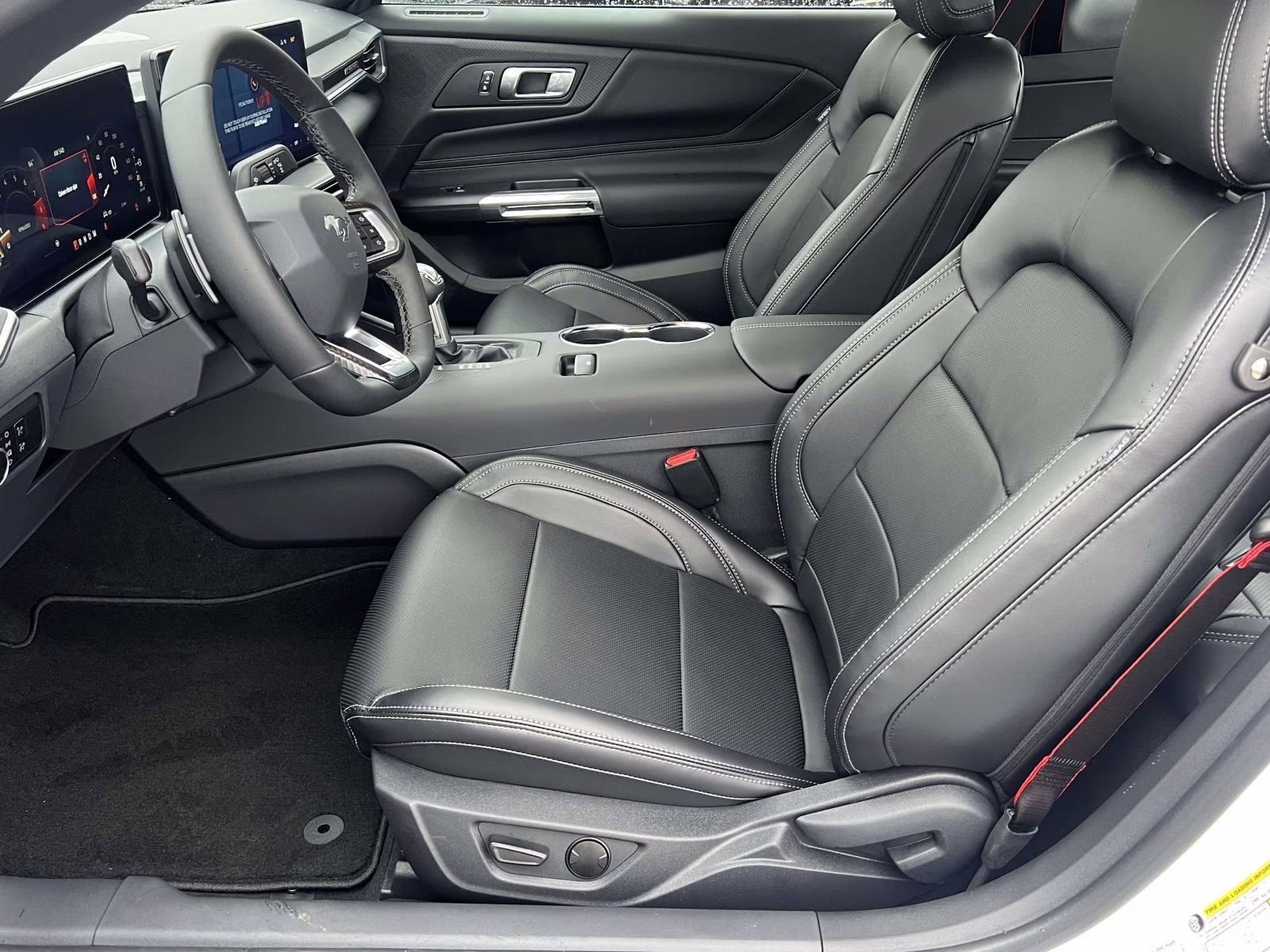 2026 Oxford White Ford Mustang GT Premium RWD Coupe