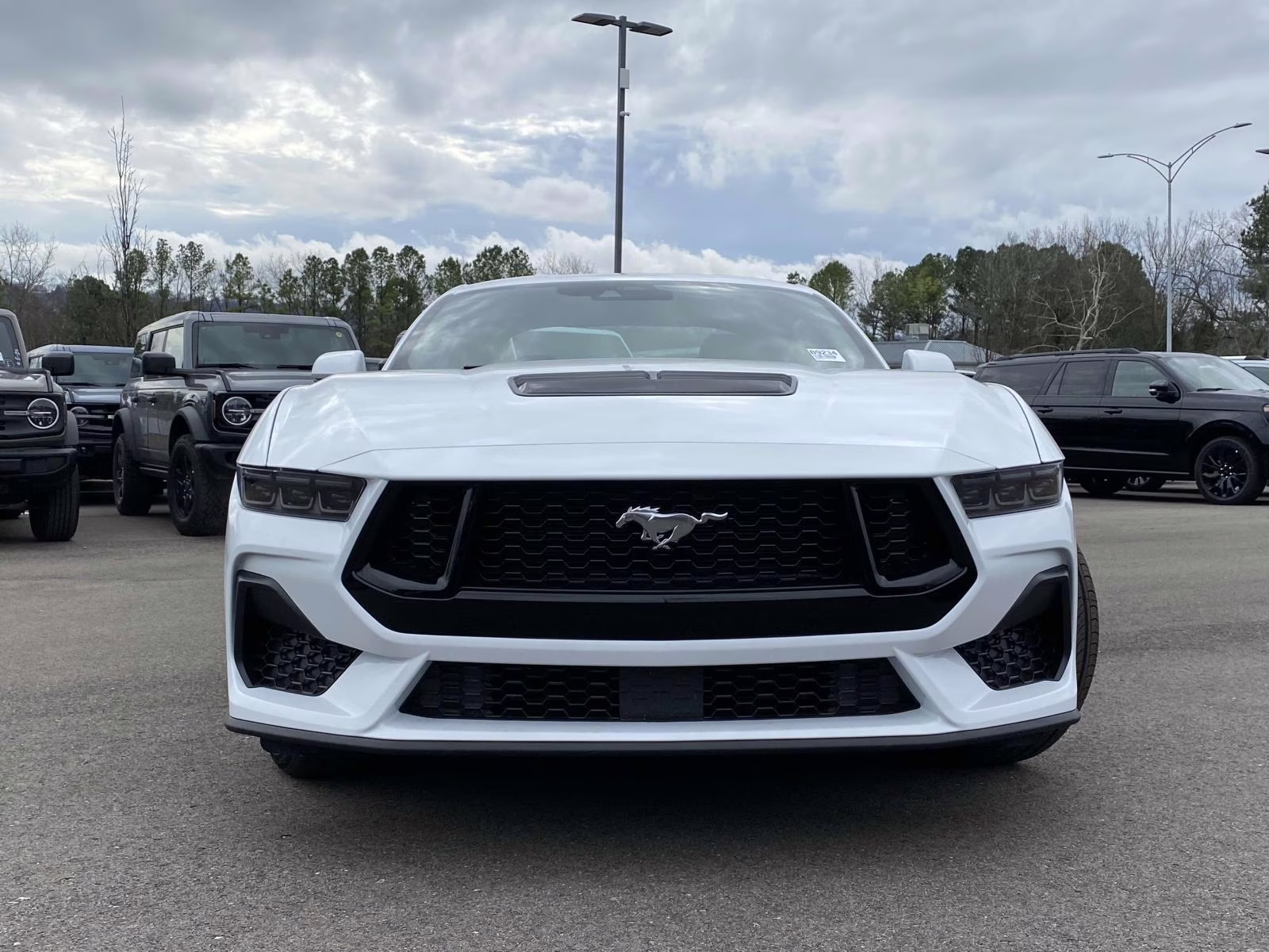 2026 Oxford White Ford Mustang GT RWD Coupe