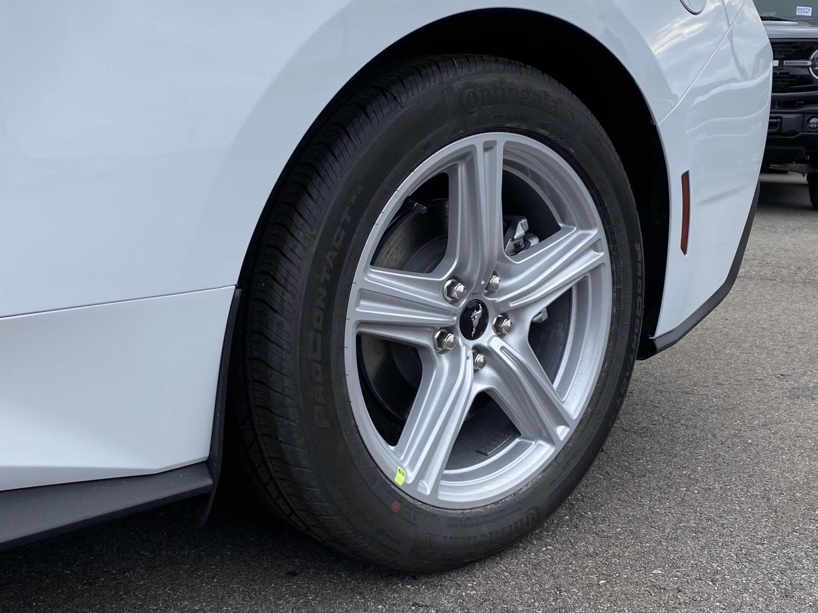 2026 Oxford White Ford Mustang EcoBoost RWD Coupe