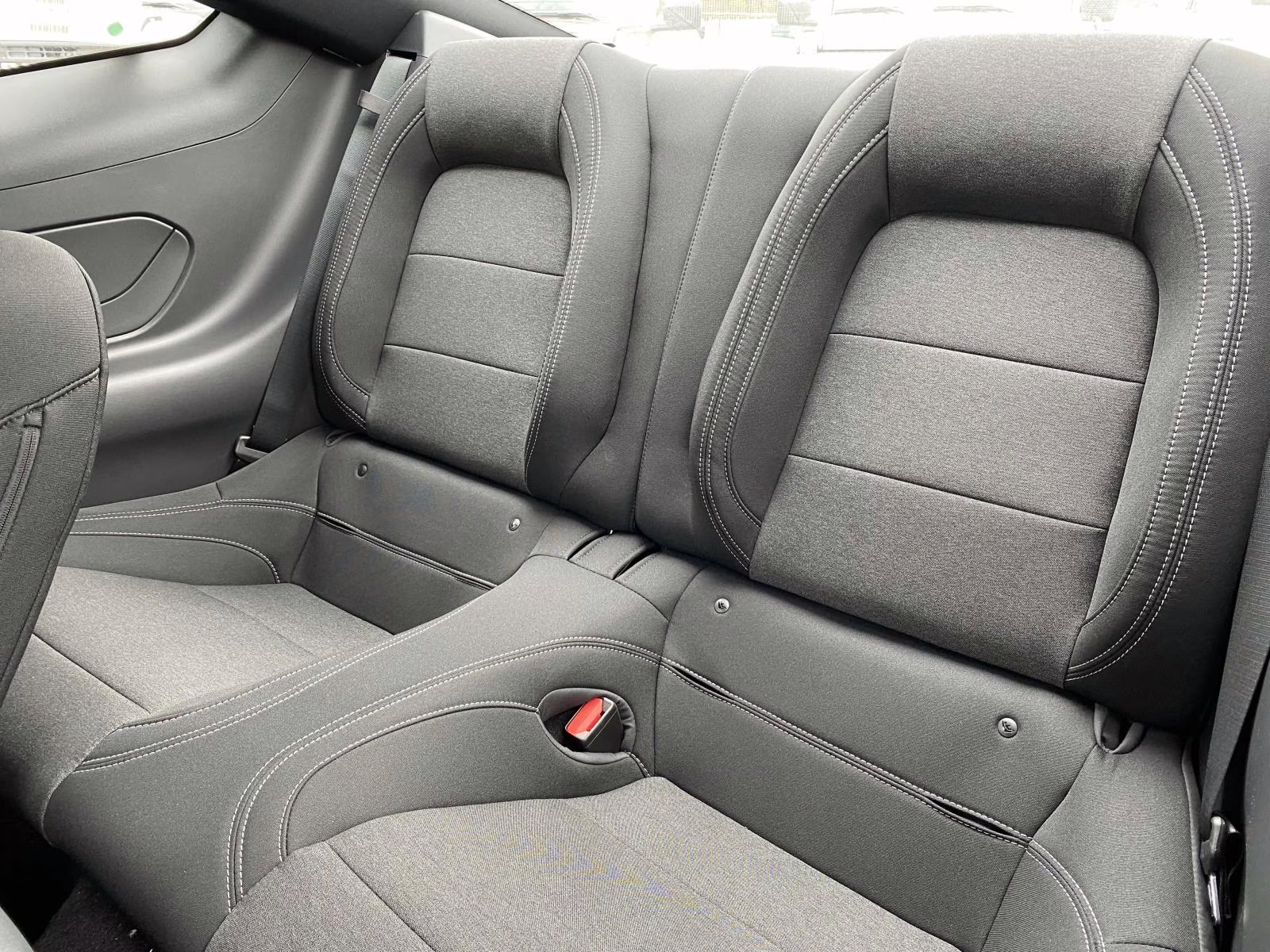 2026 Oxford White Ford Mustang EcoBoost RWD Coupe