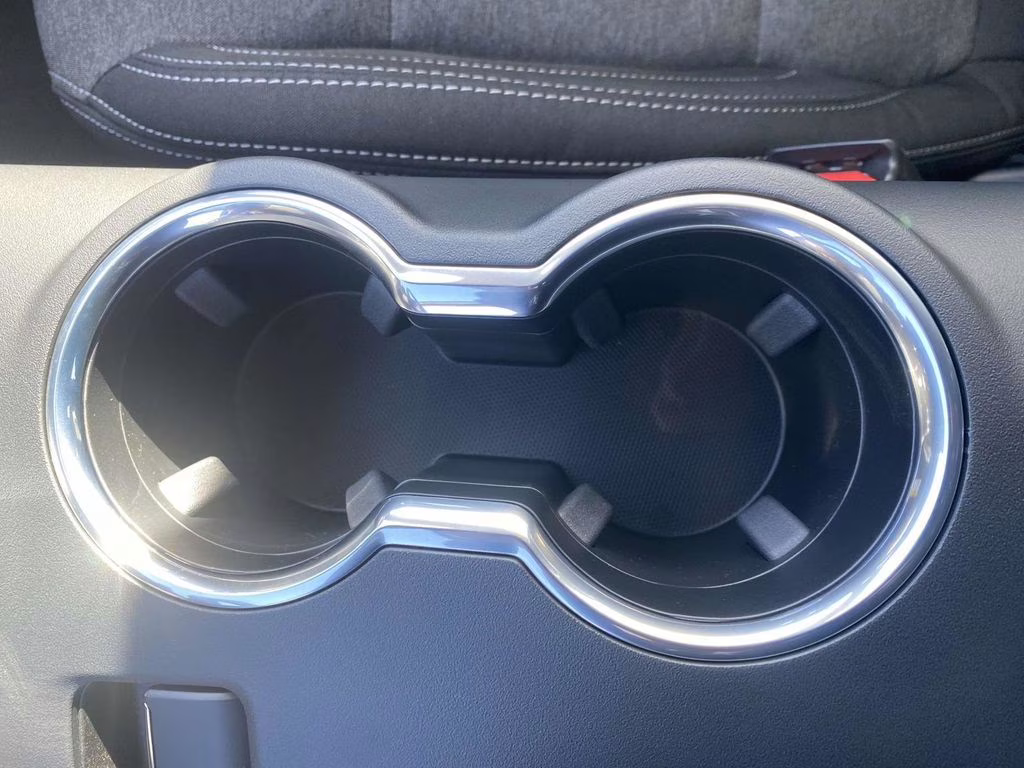 2025 Oxford White Ford Mustang EcoBoost RWD Coupe