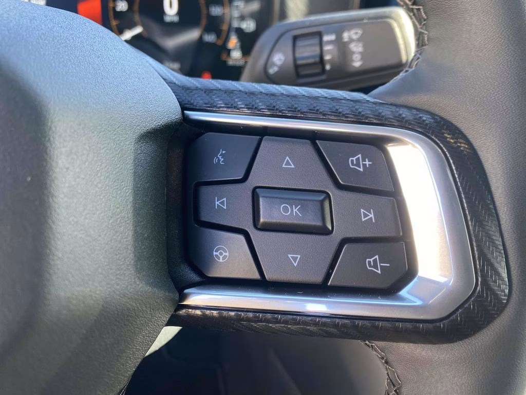 2025 Oxford White Ford Mustang EcoBoost RWD Coupe