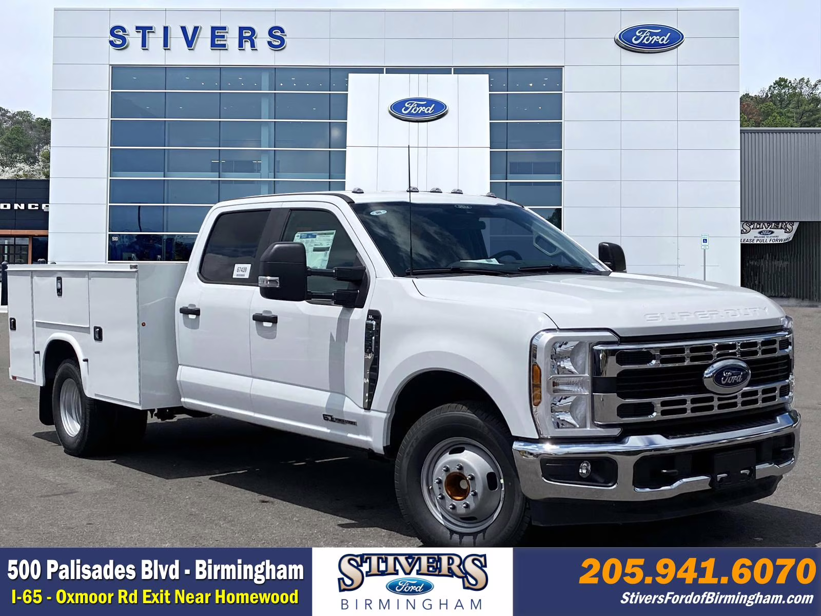 2025 Oxford White Ford Super Duty F-350 DRW XL RWD Chassis