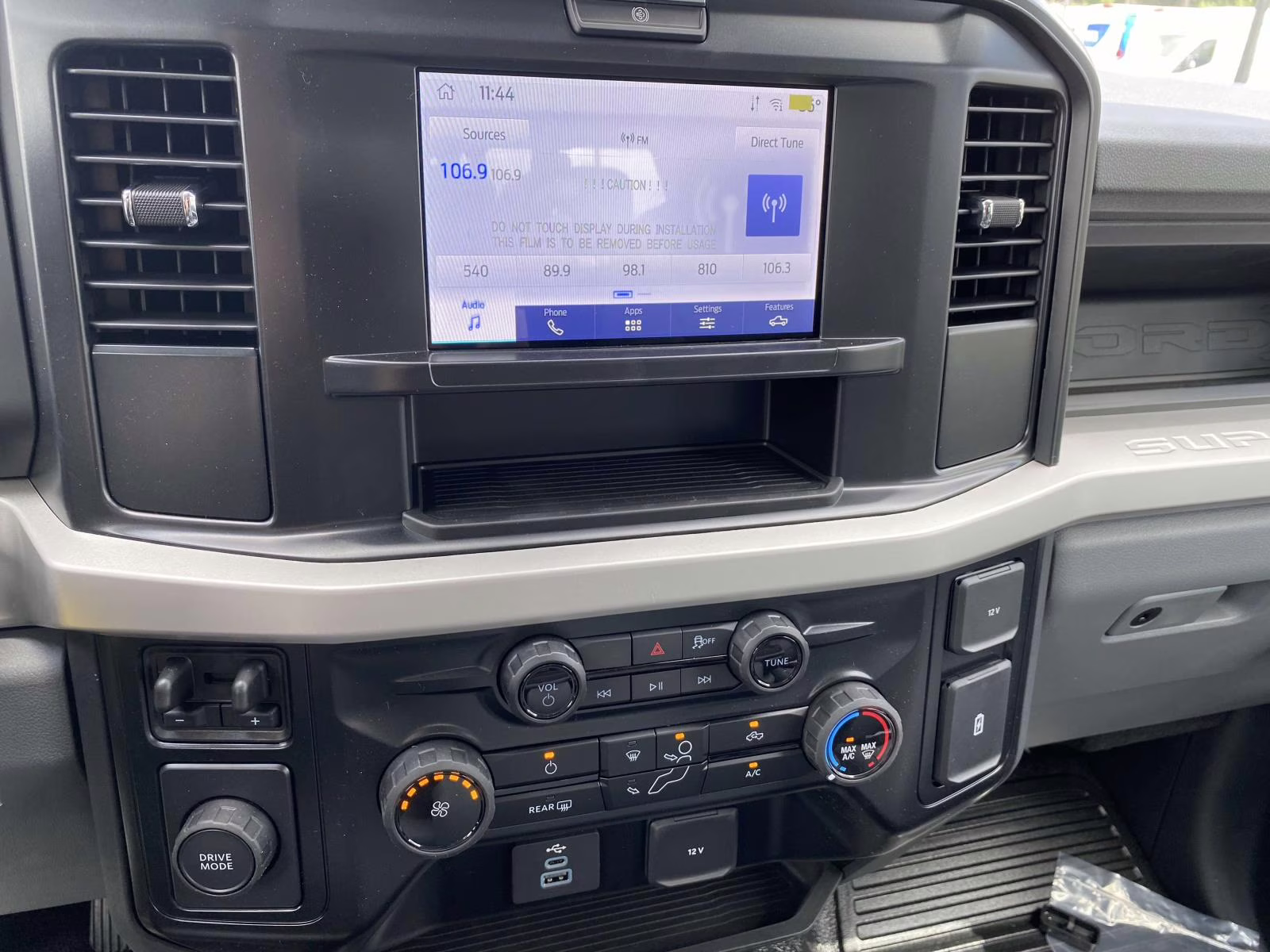 2025 Oxford White Ford Super Duty F-350 DRW XL RWD Chassis