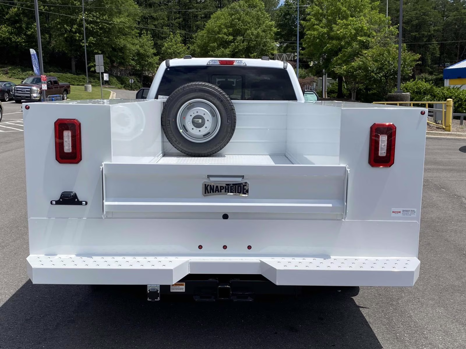 2025 Oxford White Ford Super Duty F-350 DRW XL RWD Chassis