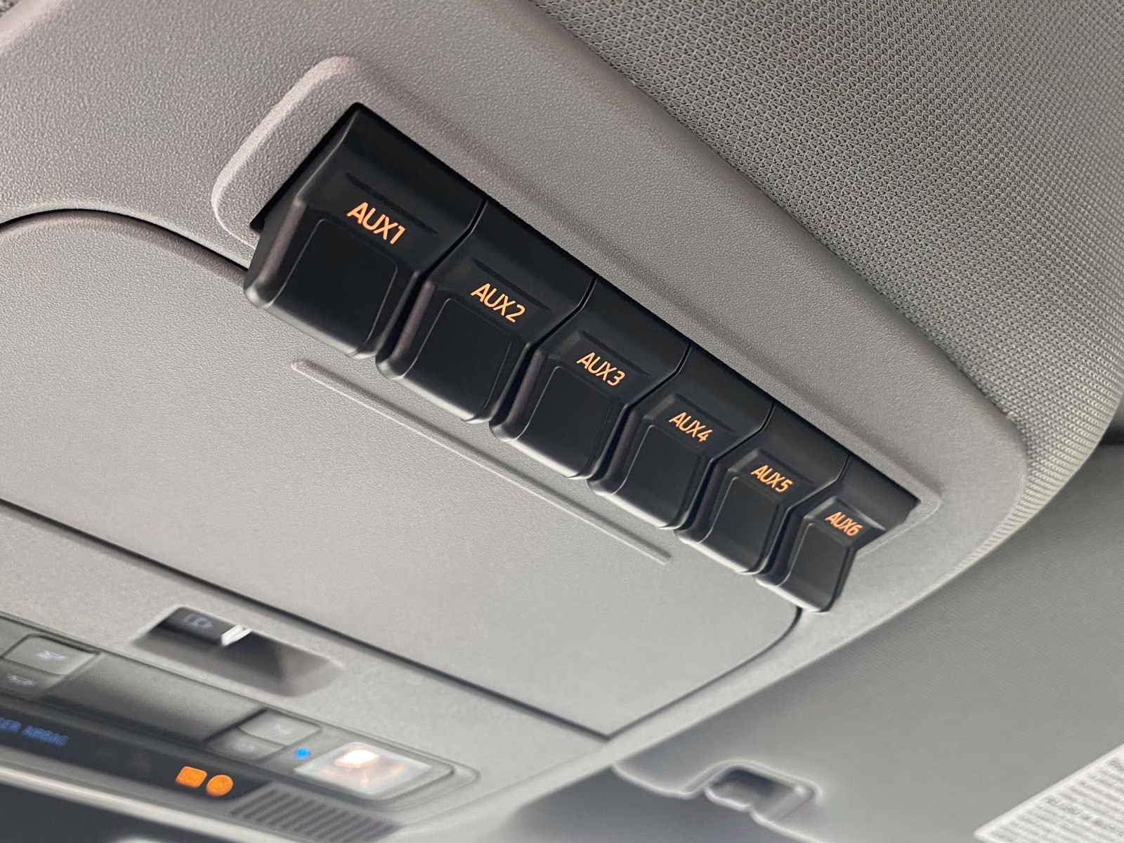 2026 Oxford White Ford Super Duty F-350 DRW XL 4X4 Chassis