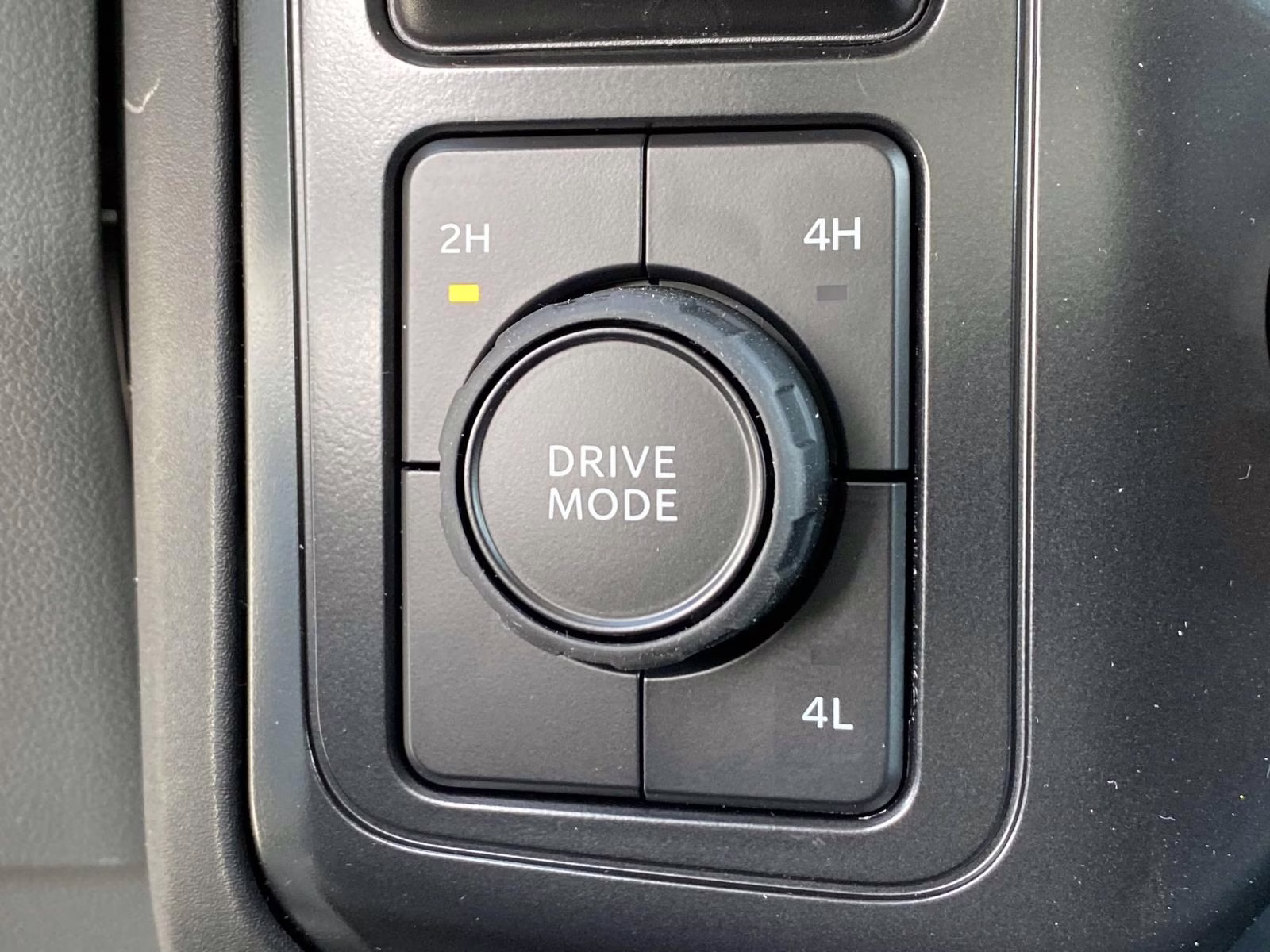 2026 Oxford White Ford Super Duty F-350 DRW XL 4X4 Chassis