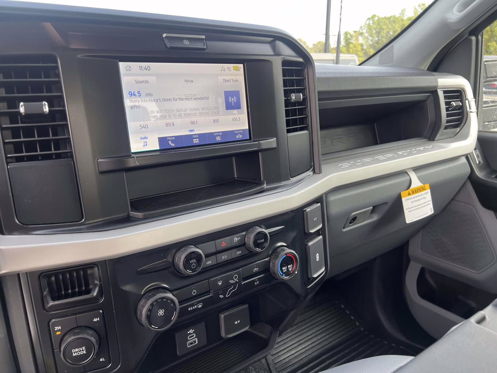 2026 Oxford White Ford Super Duty F-350 DRW XL 4X4 Chassis