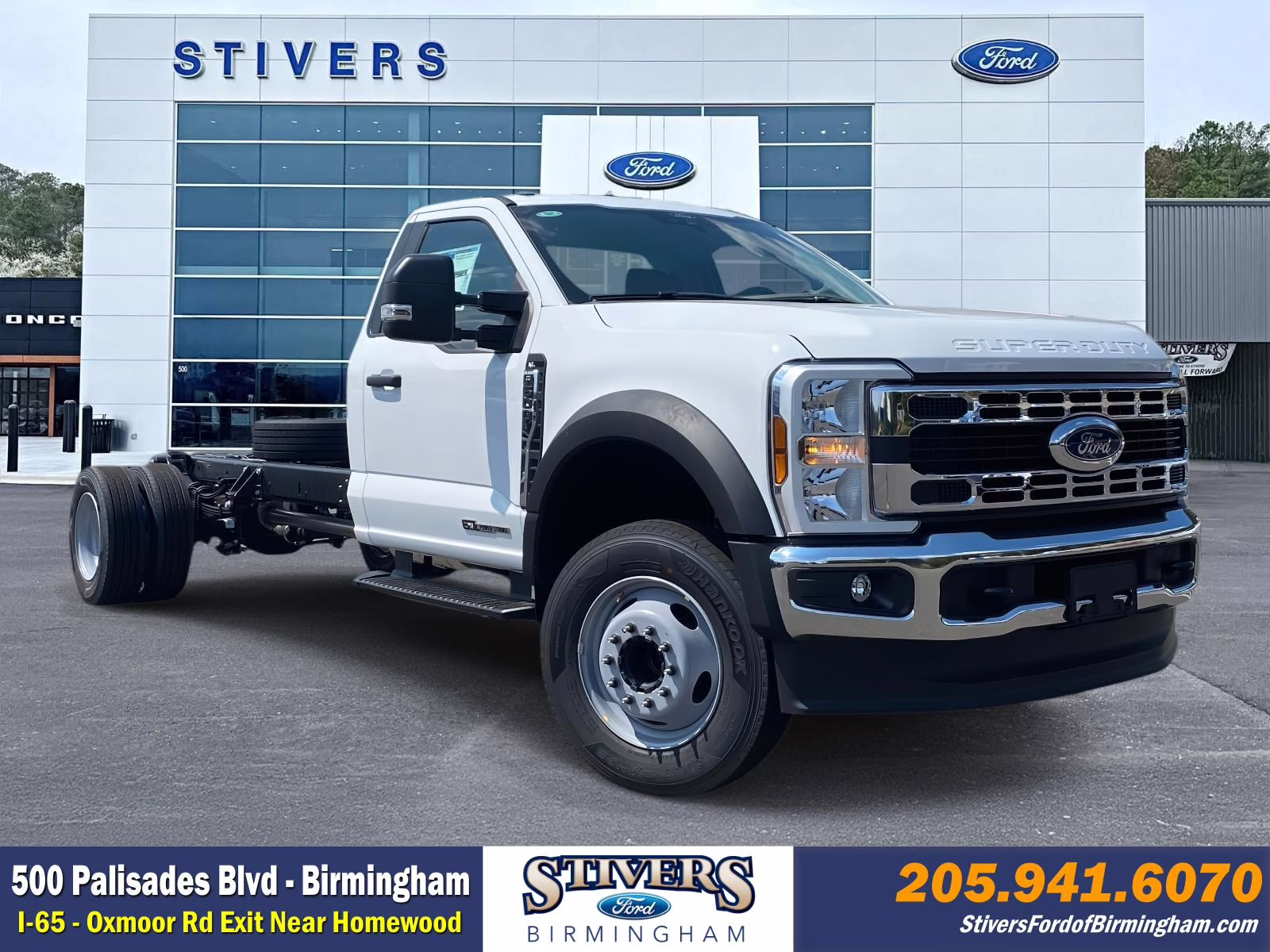 2025 Oxford White Ford F-600SD XL RWD Chassis