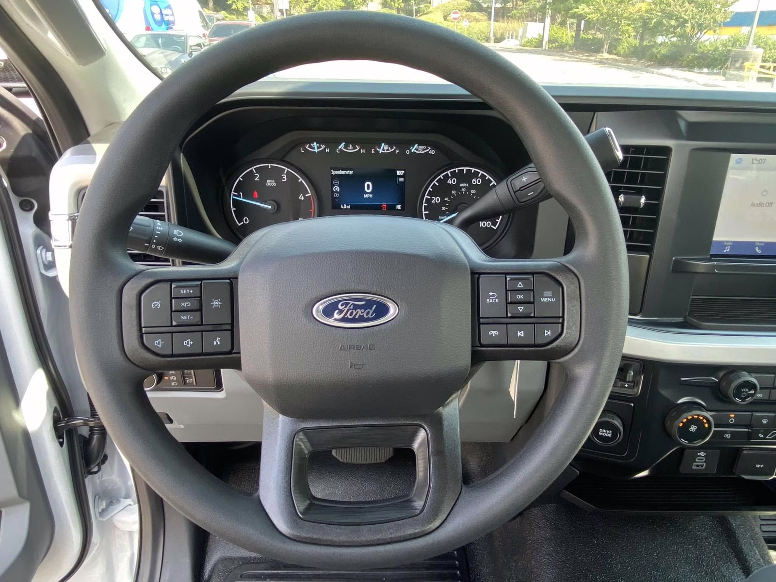 2025 Oxford White Ford F-600SD XL RWD Chassis