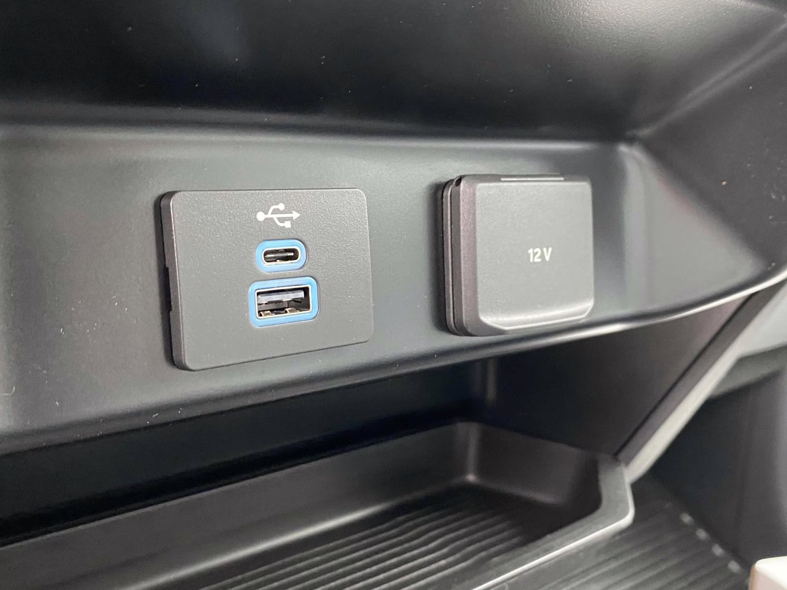 2025 Oxford White Ford F-600SD XL RWD Chassis