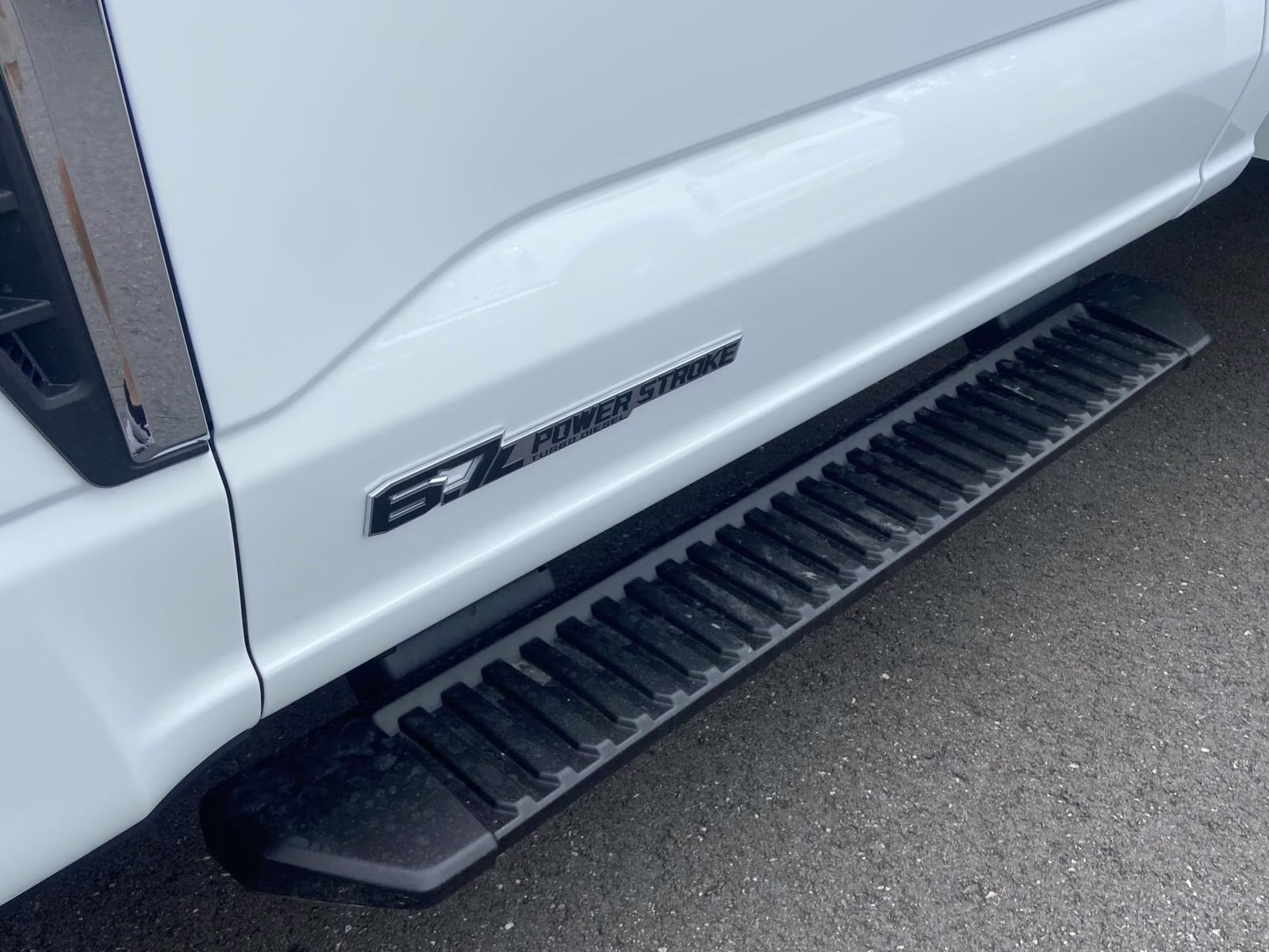 2025 Oxford White Ford Super Duty F-350 DRW XL RWD Chassis