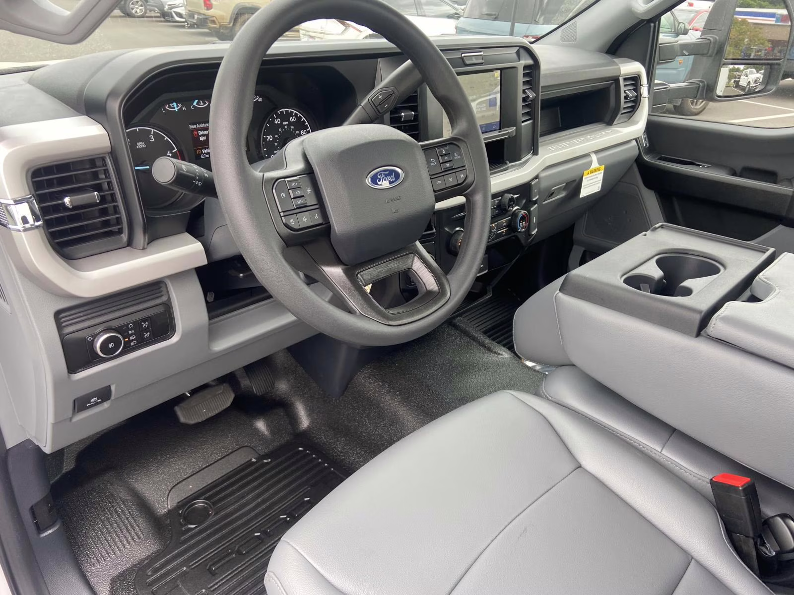 2025 Oxford White Ford Super Duty F-350 DRW XL RWD Chassis