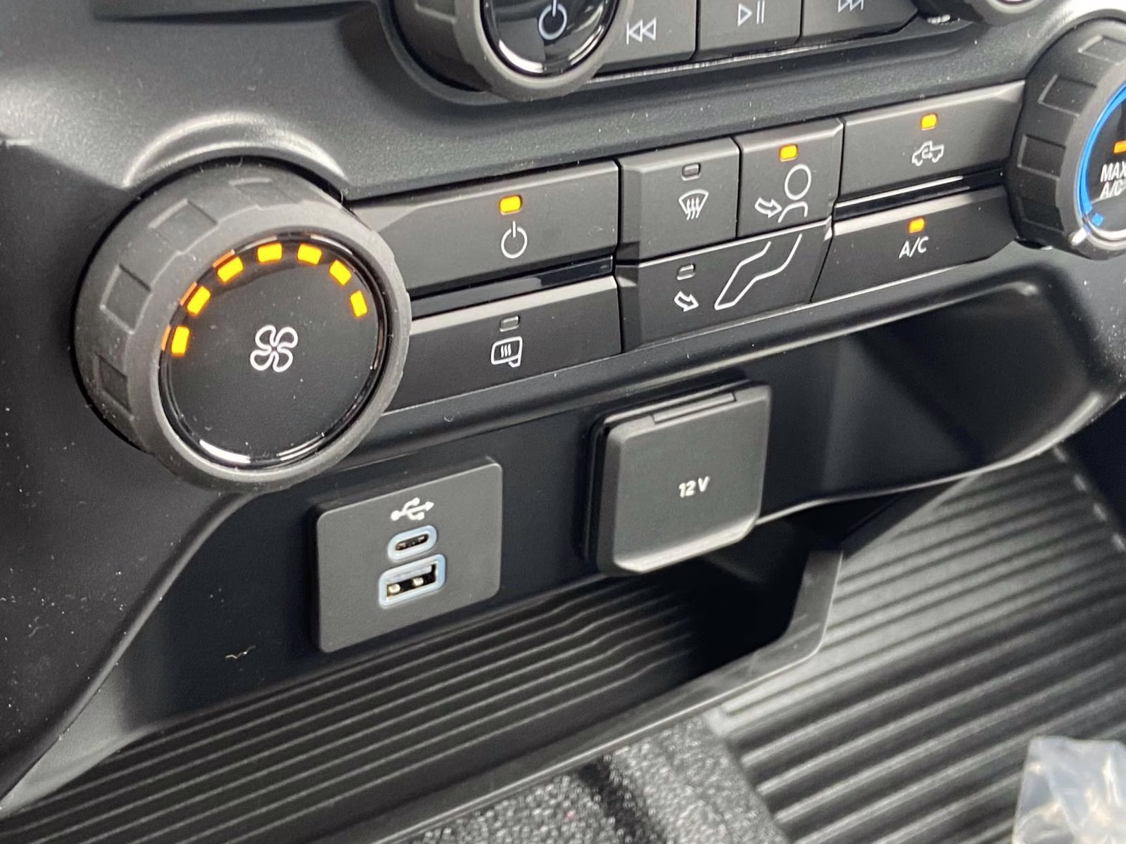 2025 Oxford White Ford Super Duty F-350 DRW XL RWD Chassis