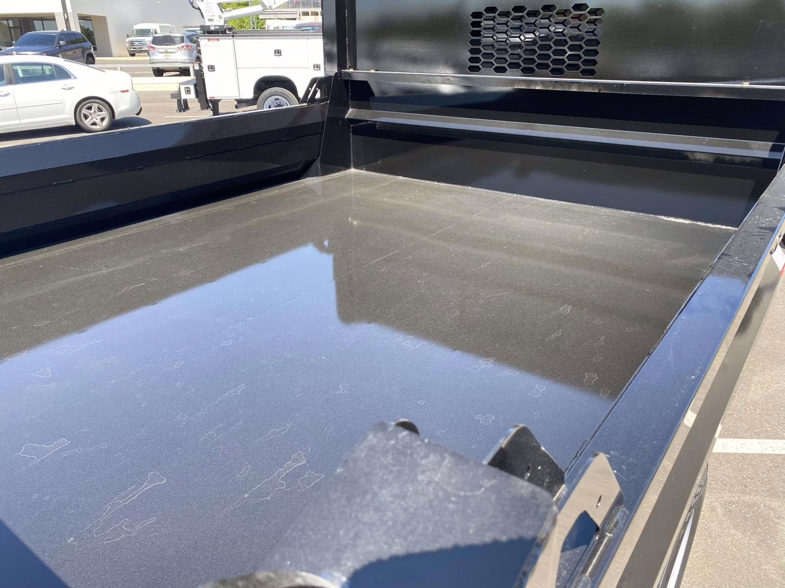 2026 Oxford White Ford Super Duty F-550 DRW XL 4X4 Chassis