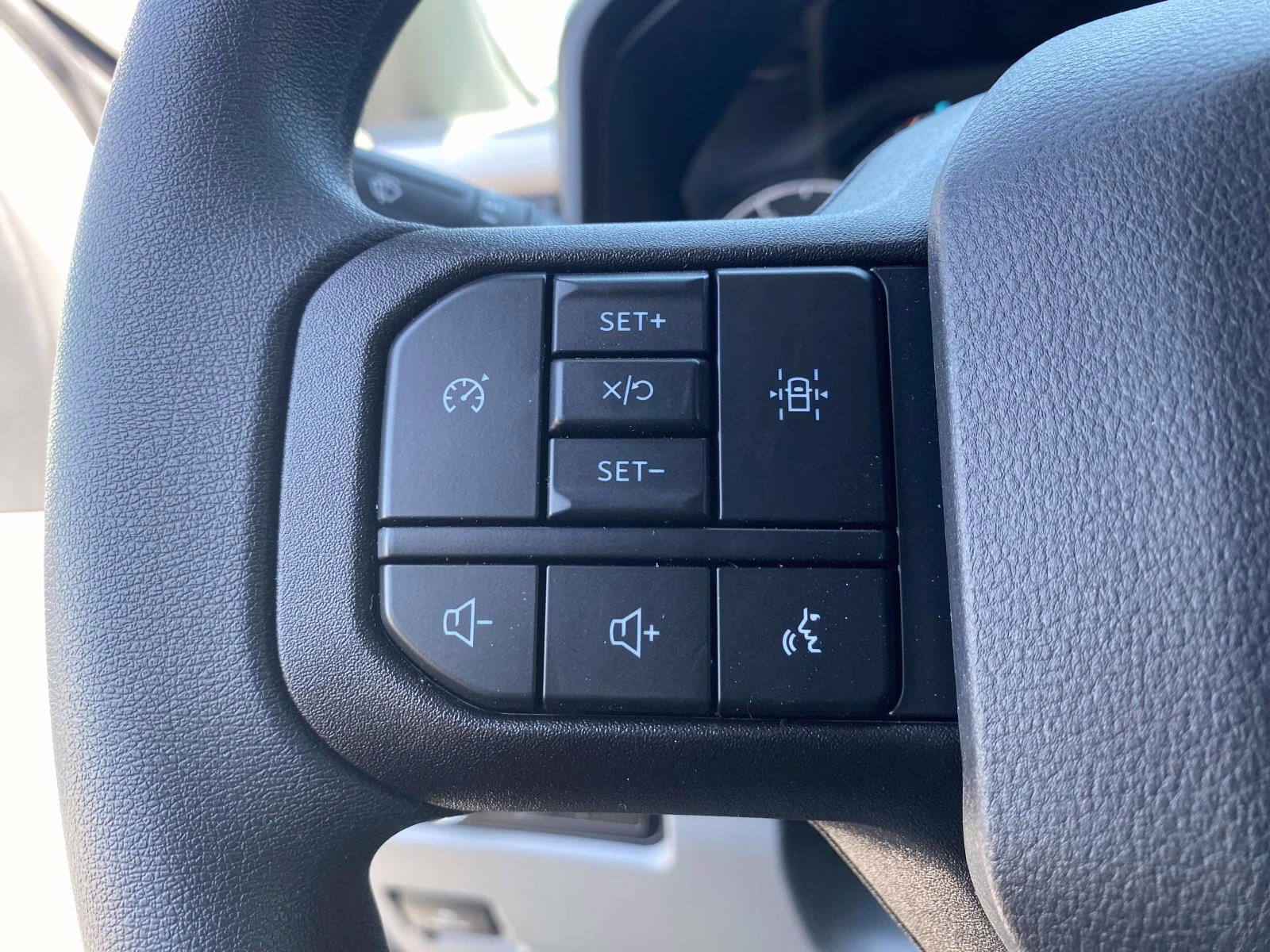 2026 Oxford White Ford Super Duty F-550 DRW XL 4X4 Chassis