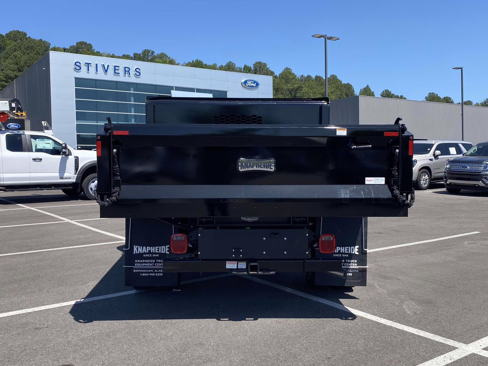 2026 Oxford White Ford Super Duty F-550 DRW XL 4X4 Chassis