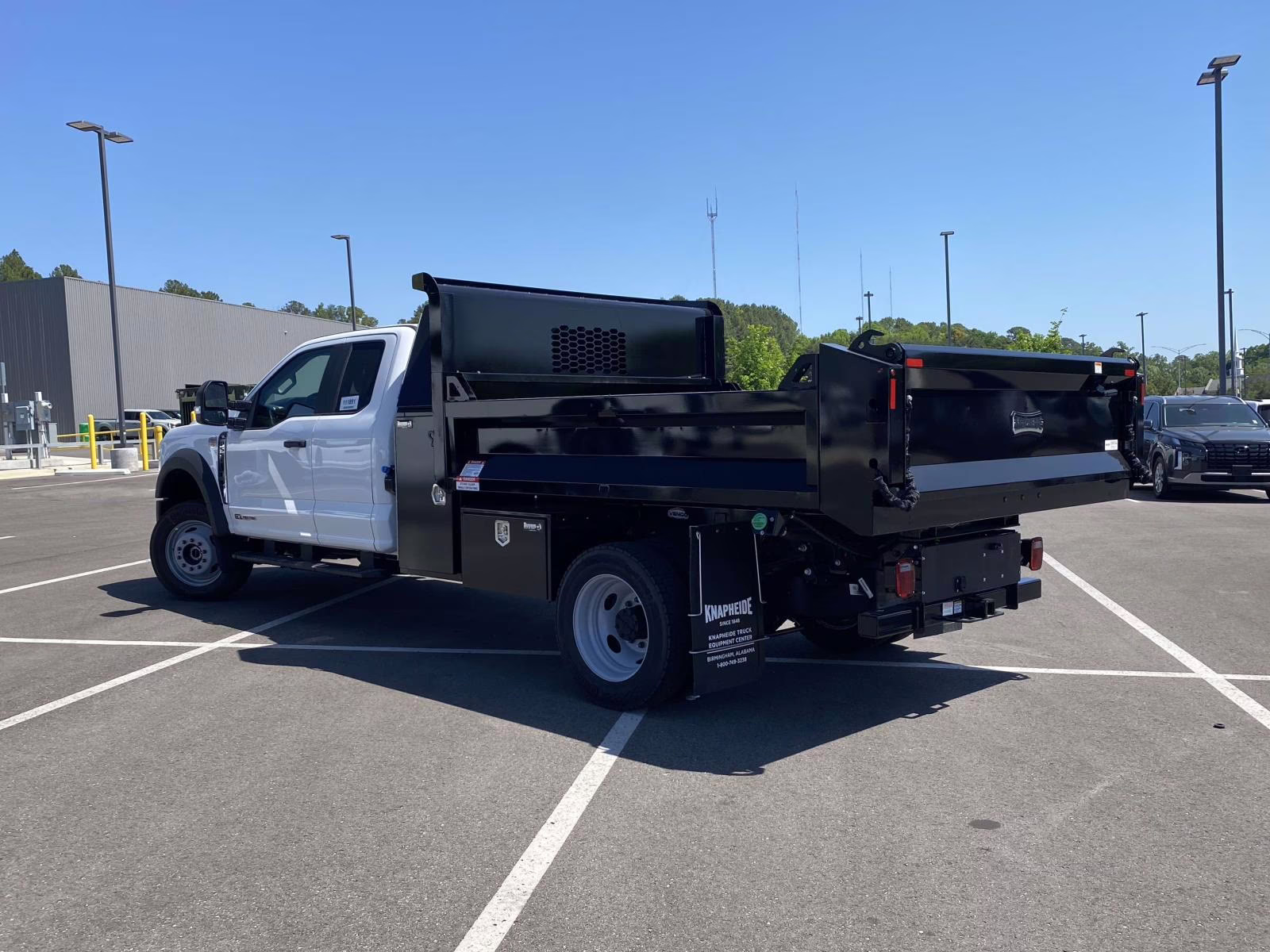 2026 Oxford White Ford Super Duty F-550 DRW XL 4X4 Chassis
