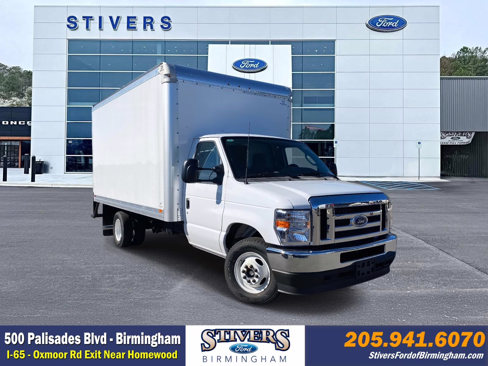 2025 Oxford White Ford E-350SD Base RWD Truck