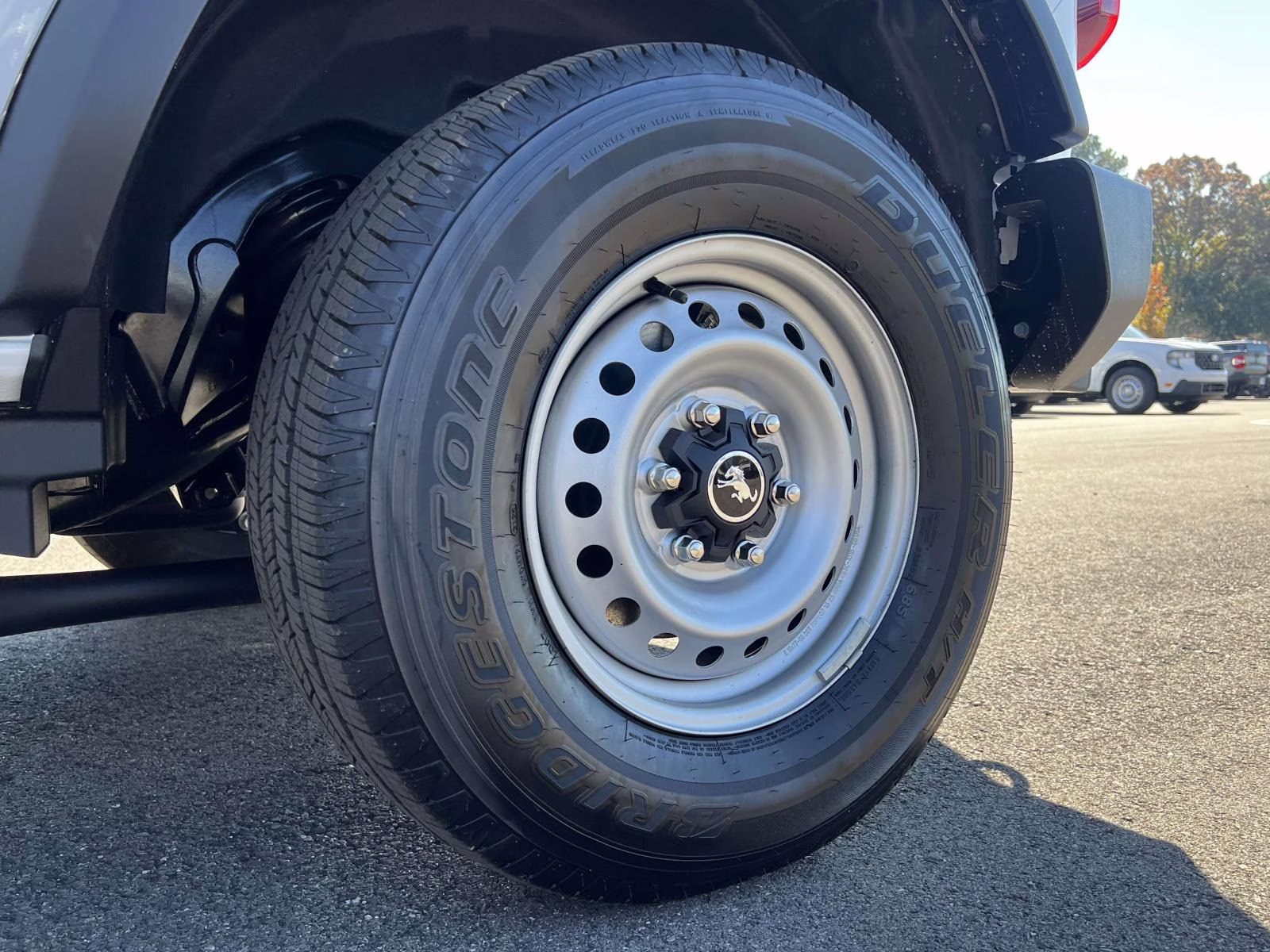 2025 Oxford White Ford Bronco Base 4X4 SUV