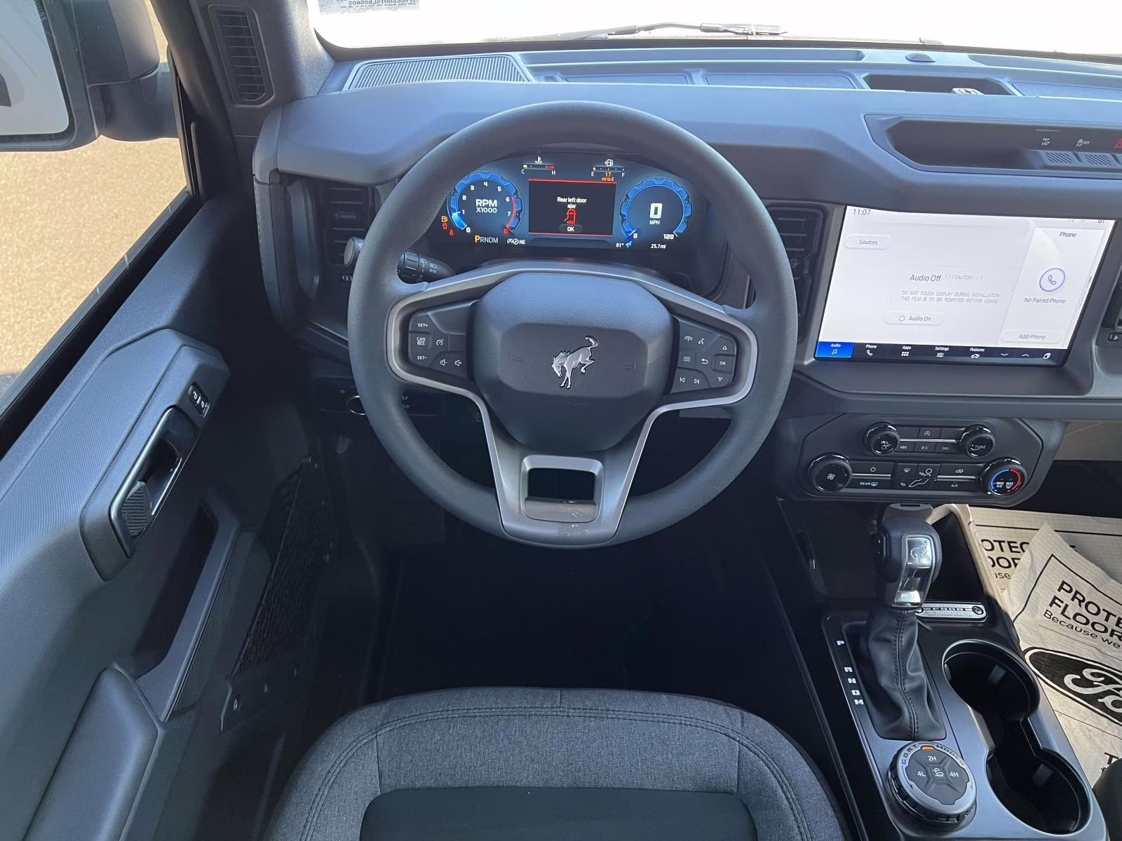 2025 Oxford White Ford Bronco Base 4X4 SUV