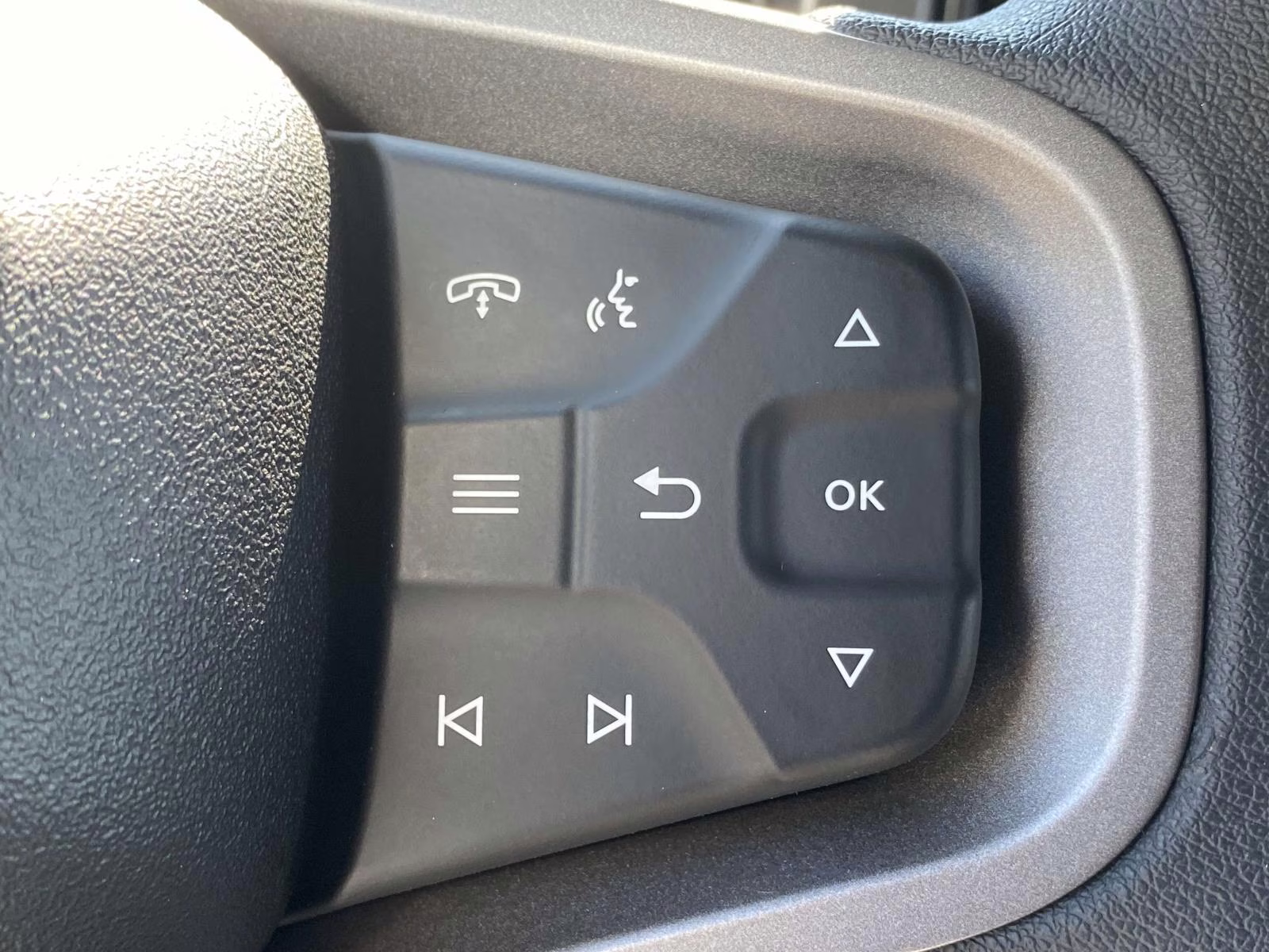 2025 Gray Metallic Ford Bronco Base 4X4 SUV