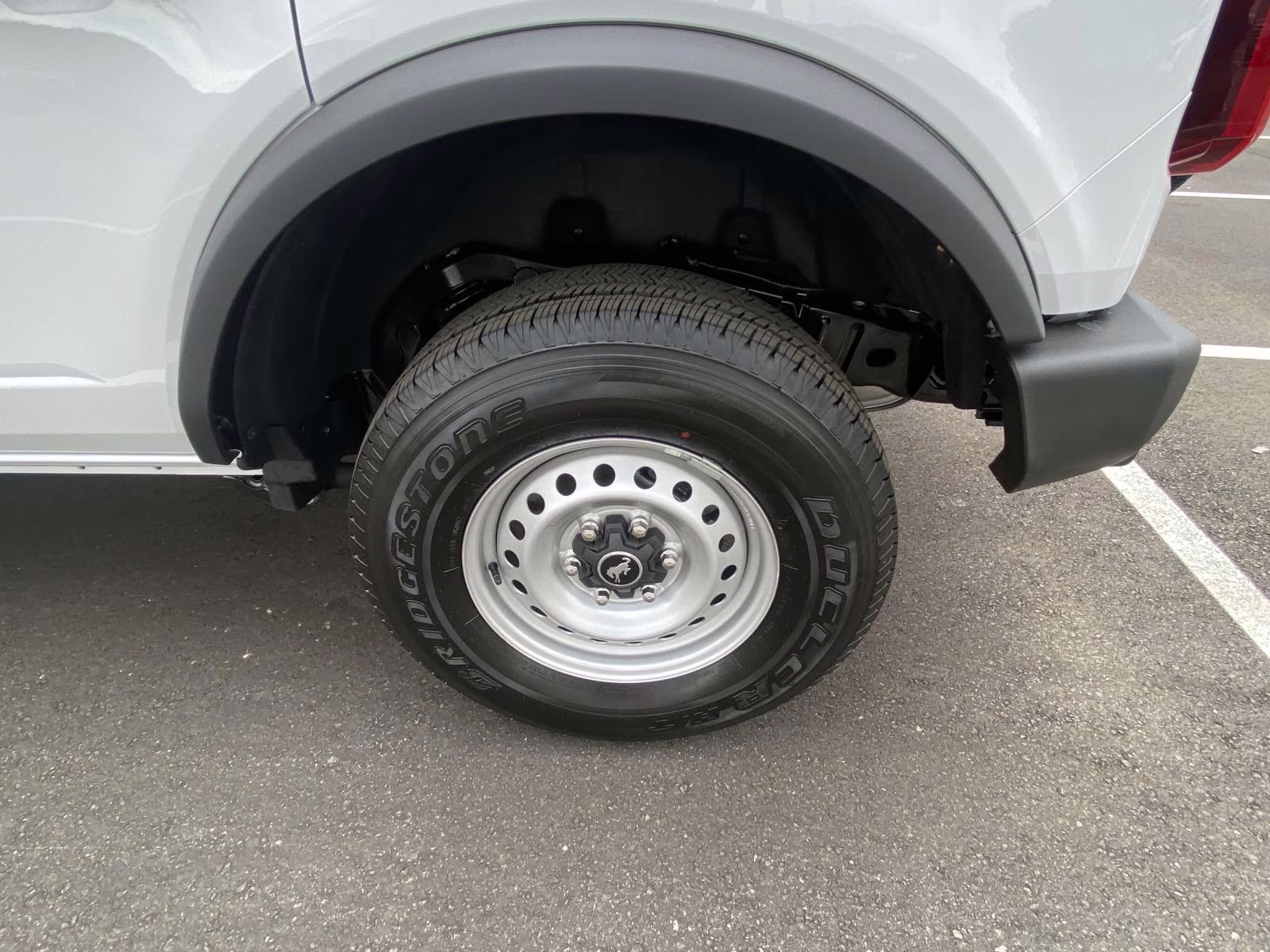 2025 Oxford White Ford Bronco Base 4X4 SUV