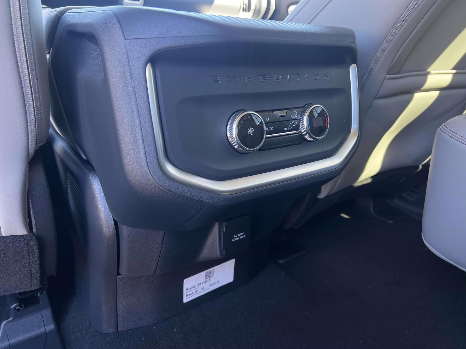 2025 Dark Matter Gray Metallic Ford Expedition Max Active RWD SUV